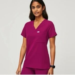 Figs Women's Top in Magenta